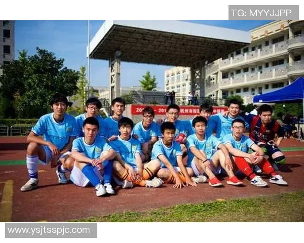 广州足球队与西安足球队耐力较量赛后分析与总结 广州足球队与西安足球队耐力较量赛后分析与总结