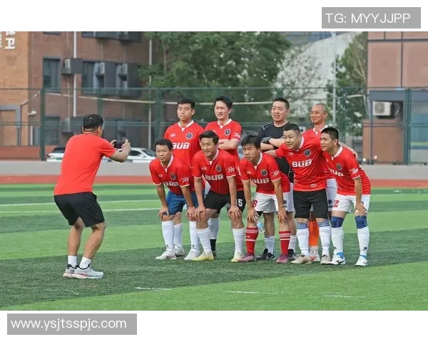 最近飞往台湾的足球明星们齐聚一堂展现风采与激情