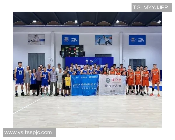 重庆篮球队的速度之舞:探索快速进攻与团队协作的完美结合 重庆篮球队的速度之舞:探索快速进攻与团队协作的完美结合