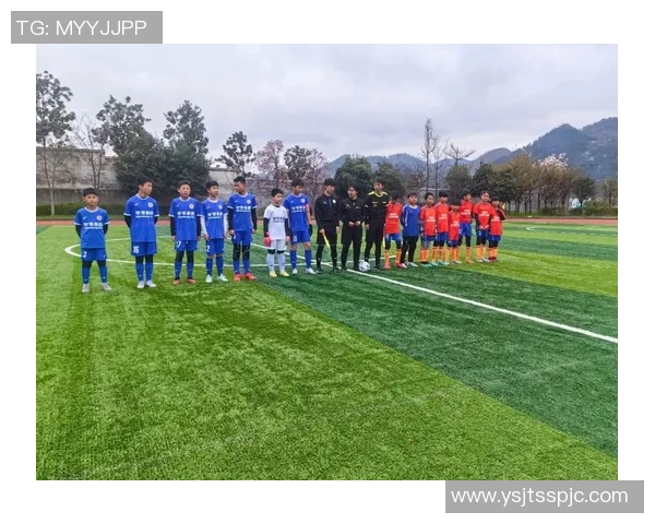 漫展上足球明星的魅力排名揭秘谁是最受欢迎的球场偶像 漫展上足球明星的魅力排名揭秘谁是最受欢迎的球场偶像